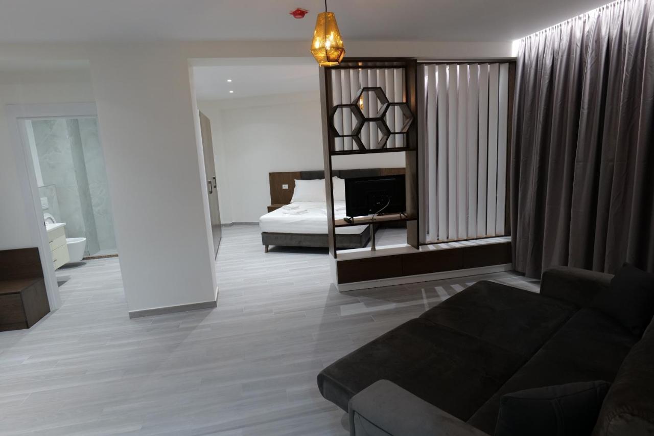 The Honeycomb Boutique Hotel Golem  Bagian luar foto