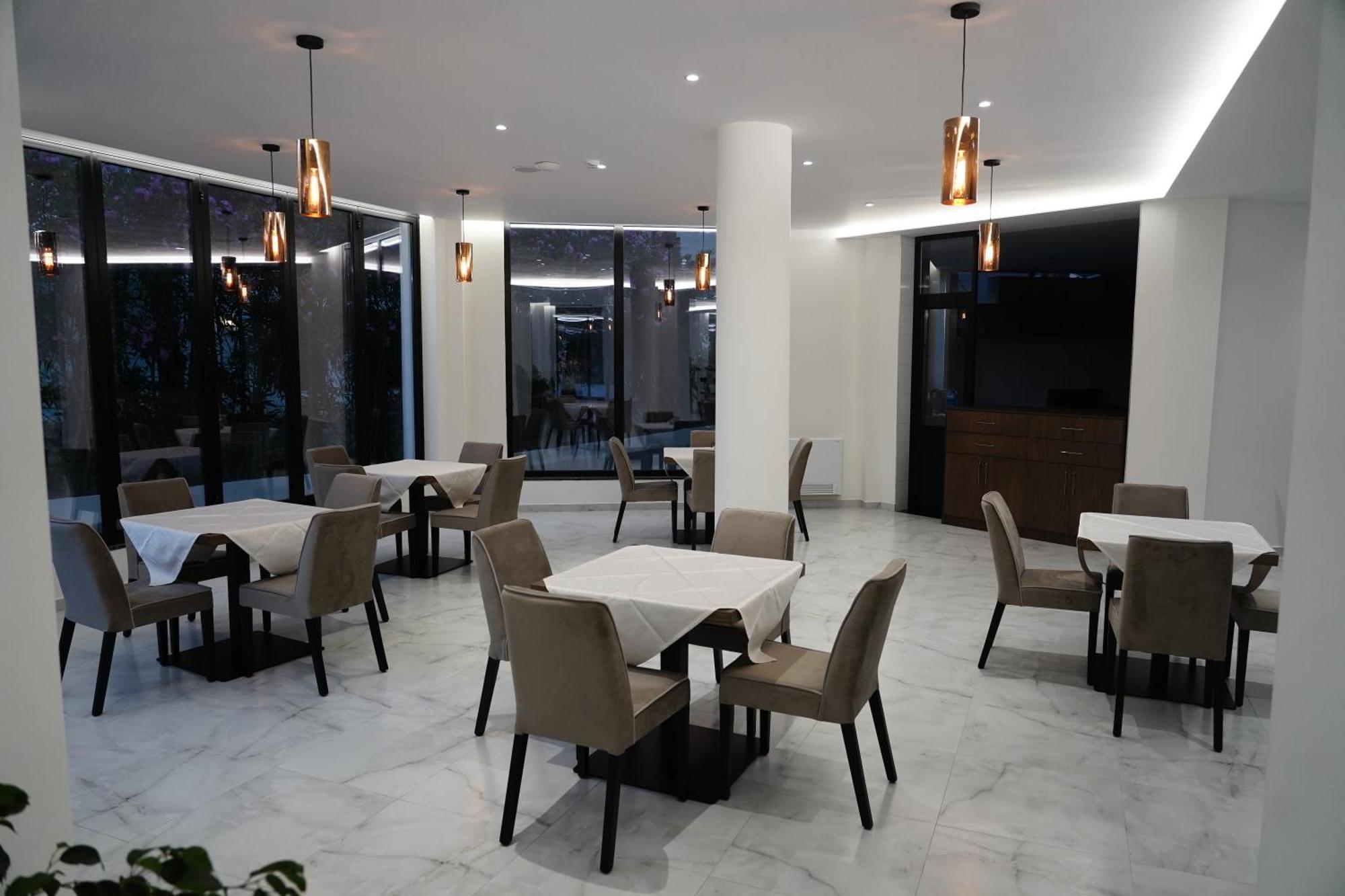 The Honeycomb Boutique Hotel Golem  Bagian luar foto