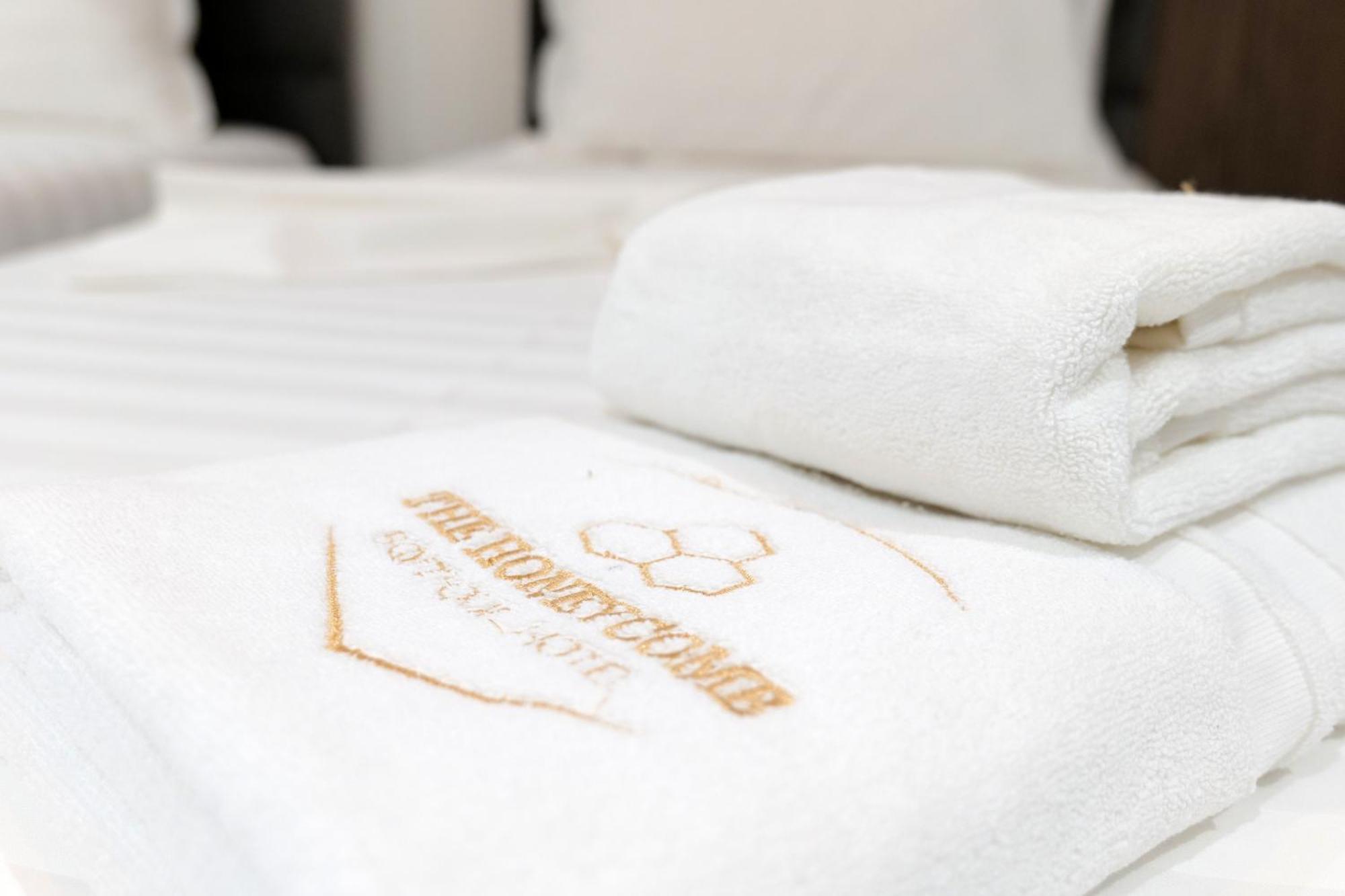 The Honeycomb Boutique Hotel Golem  Bagian luar foto