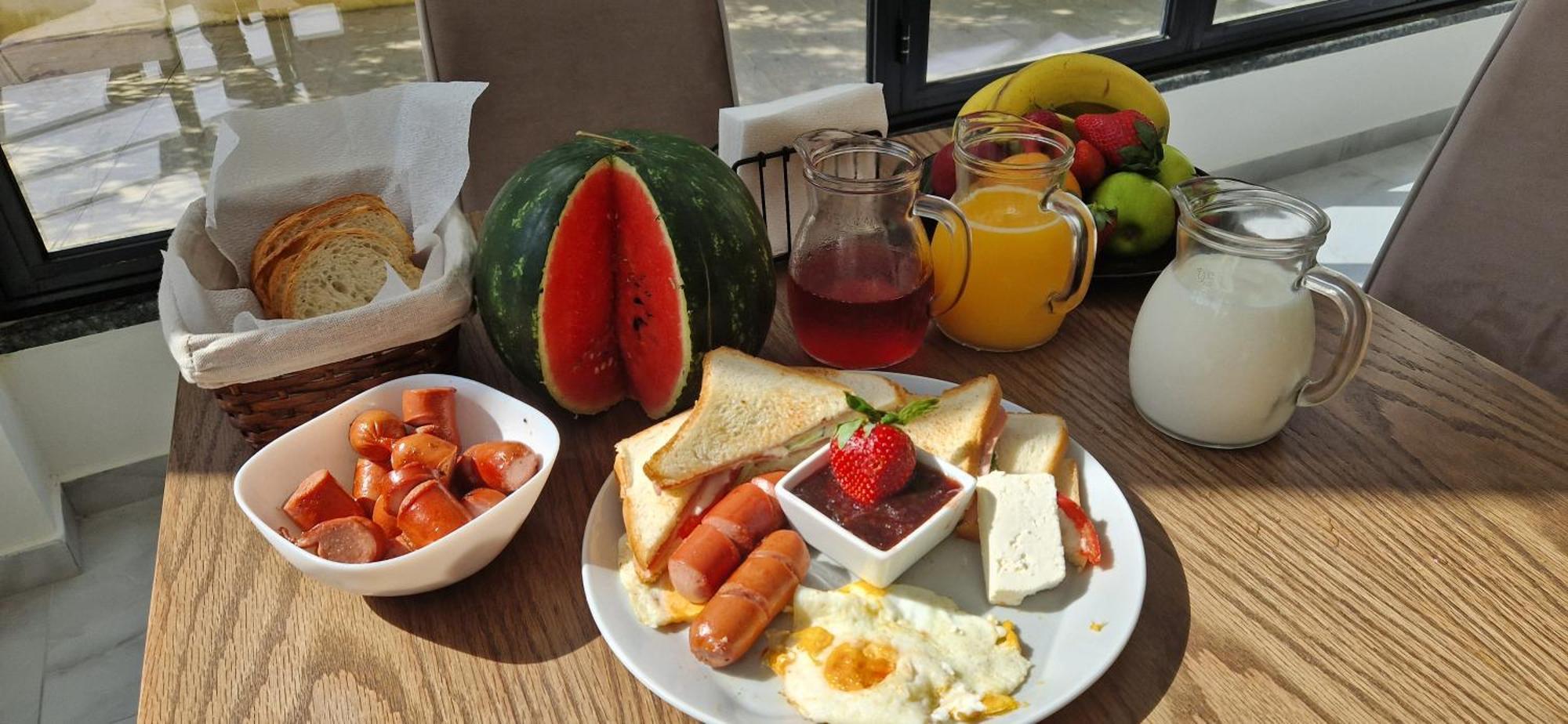 The Honeycomb Boutique Hotel Golem  Bagian luar foto